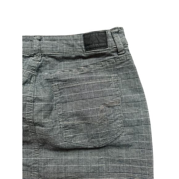 American Eagle Women's Black Grey Plaid Mini Skirt Button Zipper Front‎ size 8 - Picture 6 of 6